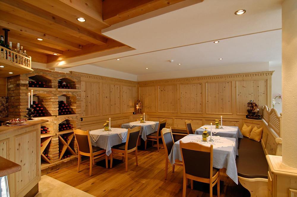 Hotel Talblick Ortisei Eksteriør billede