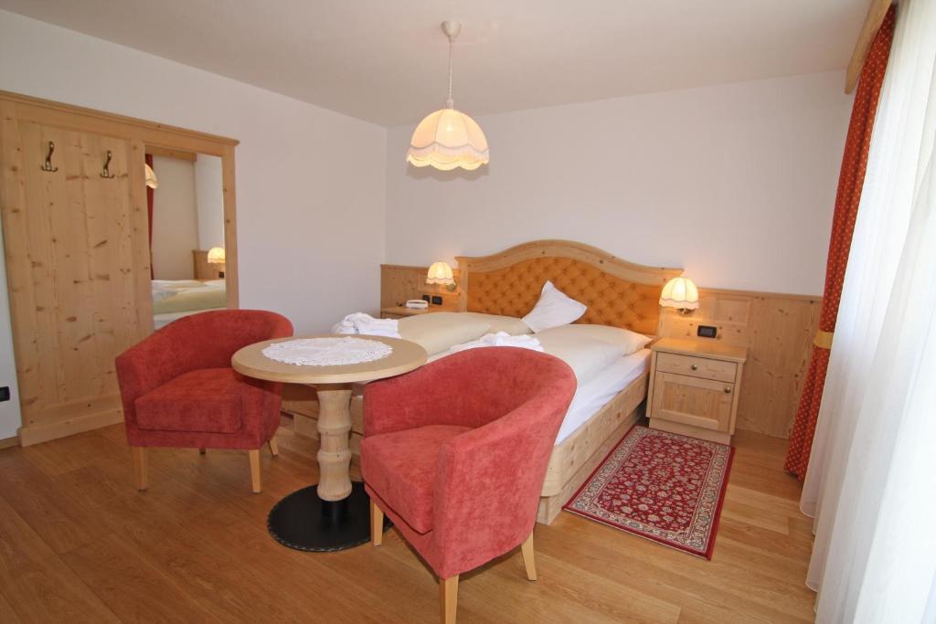 Hotel Talblick Ortisei Værelse billede